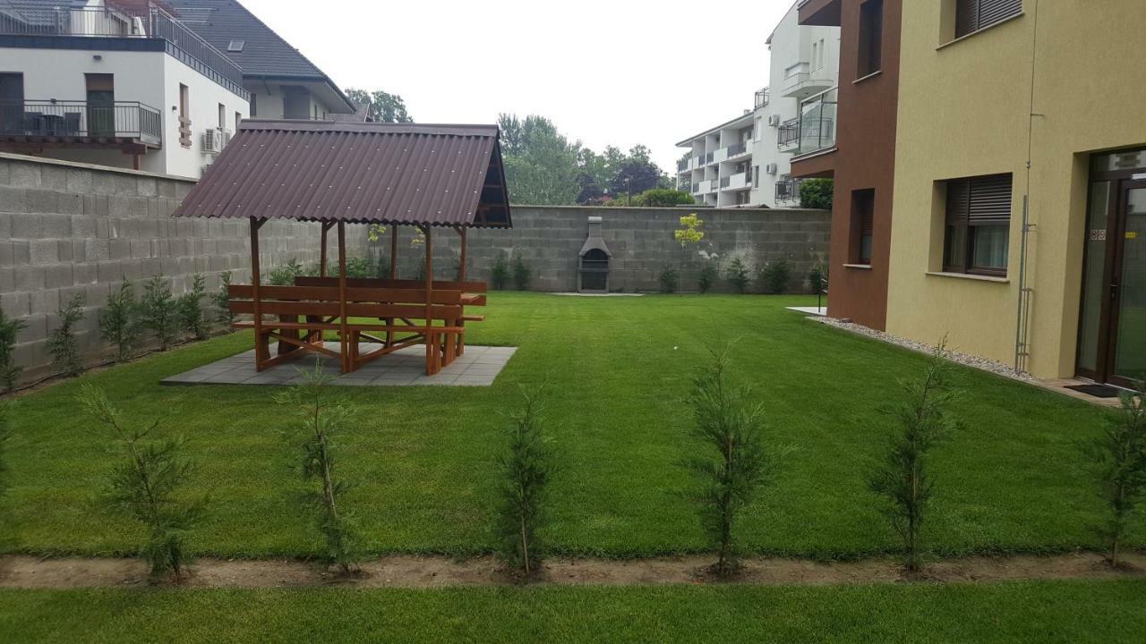 Balaton&Center Wellness Apartman Siófok Exterior foto